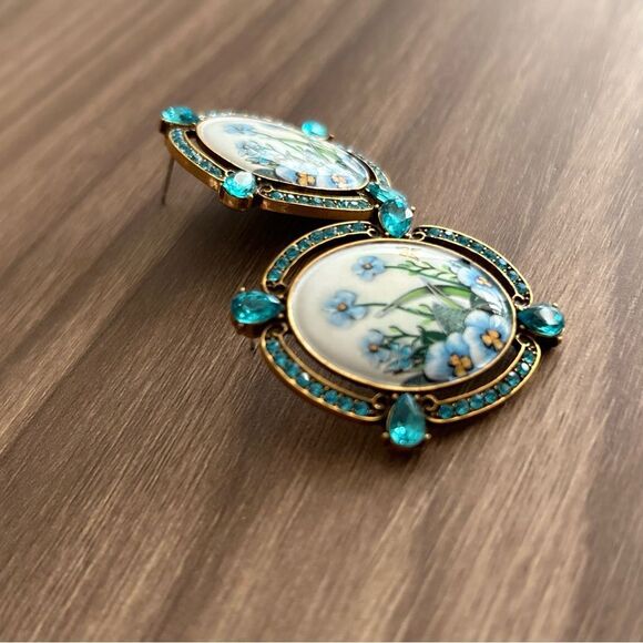 Floral Earrings Q467 - Picture 3 of 4